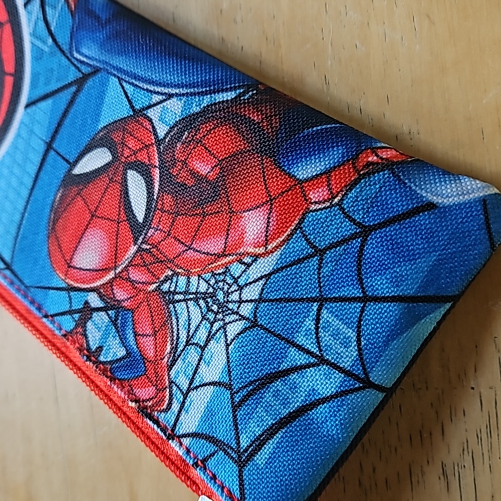 SPIDERMAN CASE - Picture 9 of 13